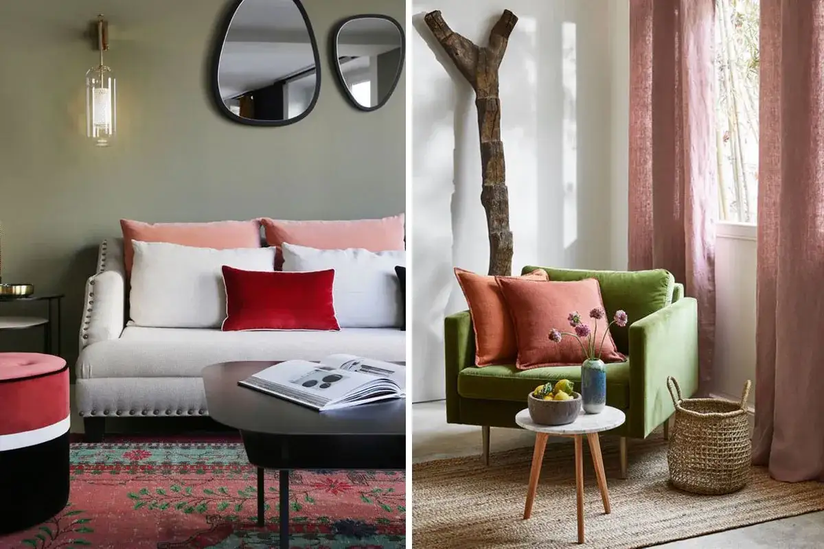 Salon cosy avec canapé blanc et coussins rose poudré, rouge et blanc. À droite, fauteuil vert avec coussins orangés et rideaux rose poudré.